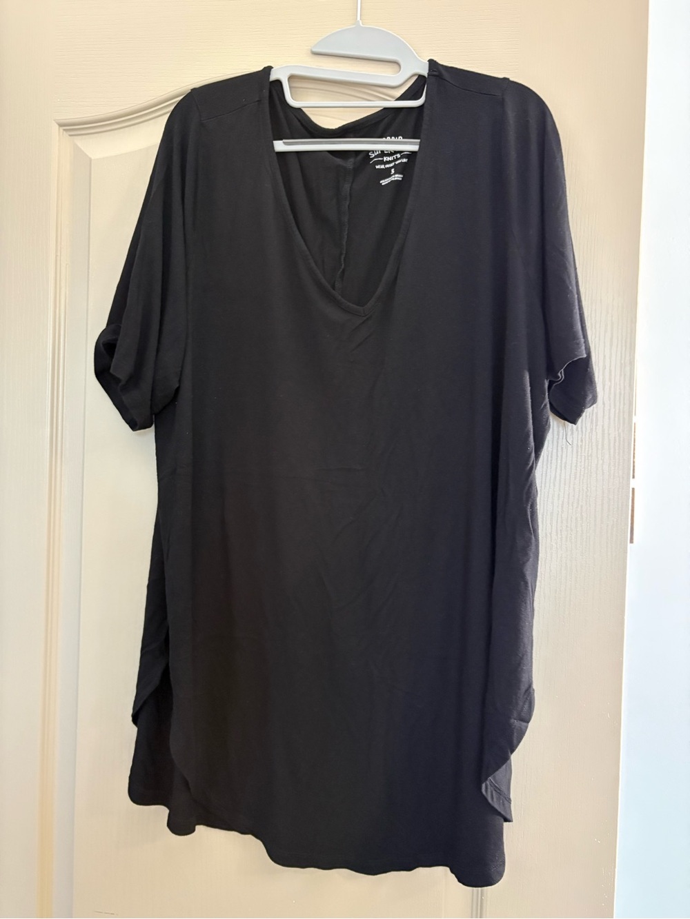 torrid Black V-Neck Short Sleeve Tunic Top
